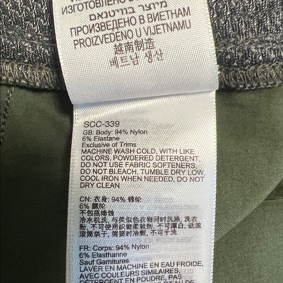 Marmot women’s Kodachrome Convertible Pant In Crocodile Green - Picture 8 of 8